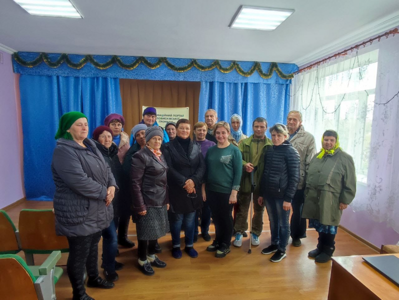 "Створення загальнодоступного Інформаційного порталу для ВПО та мешканців Маловисківської ТГ із врахуванням можливості повільного Інтернету" команда ГО "Простір ідей 