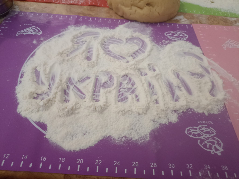  В селі Паліївка в рамках проєкту "Ділимося хлібом" 