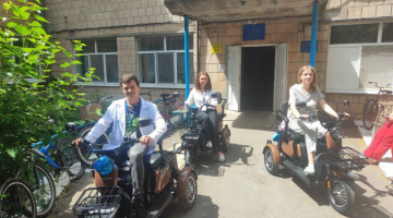 Реалізовано! Лікарі отримали електротранспорт для швидкої та зручної роботи в громадах