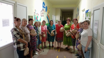 Спільний стіл, за яким незнайомі люди стають ближчими Олександрівка 23.07.2026 року