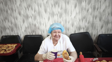 Ця світла, добра жінка — Тетяна Абаніна